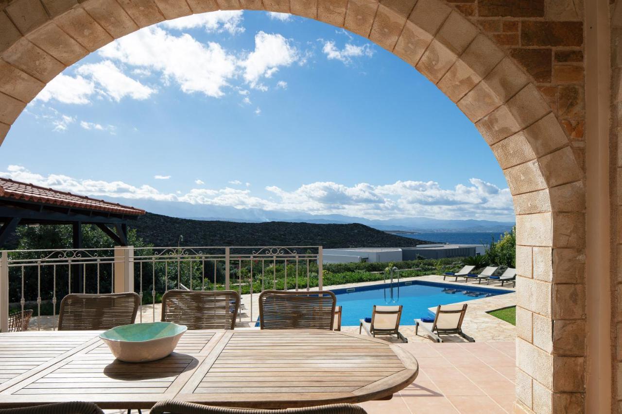 Lake And Sea Villa Tersanas Exterior photo