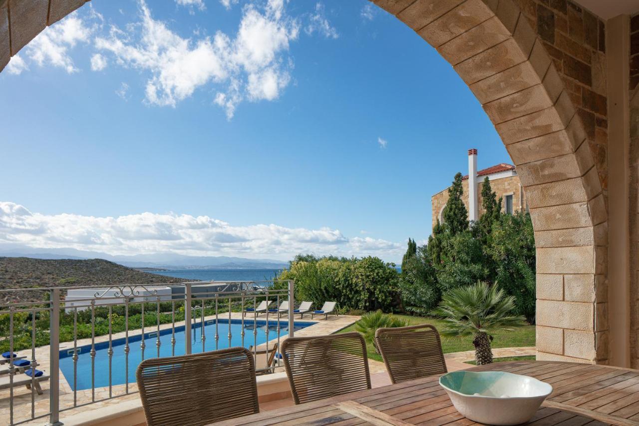 Lake And Sea Villa Tersanas Exterior photo